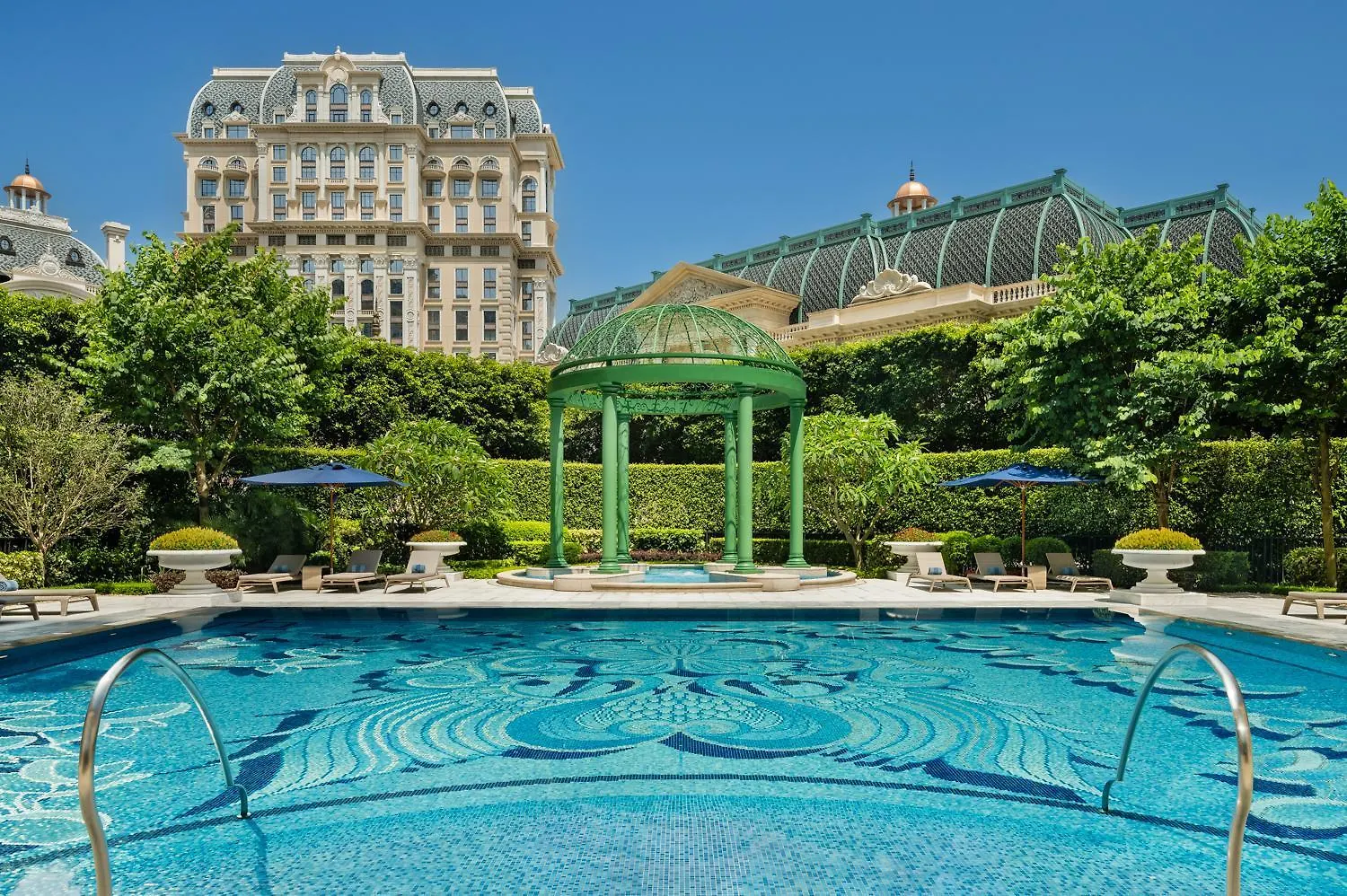 Grand Lisboa Palace Μακάο 5*,  Κίνα